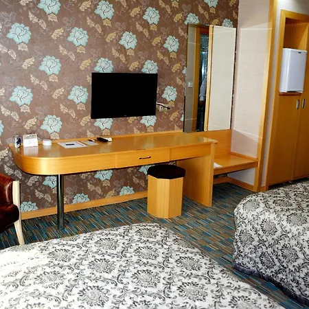 Garden Hotel